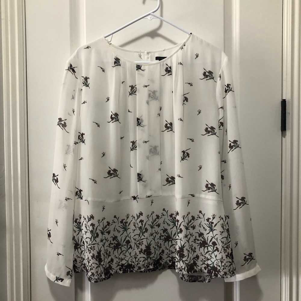 Ann Taylor factory woman’s size XL, long sleeve, blouse, Floral, maroon flowers